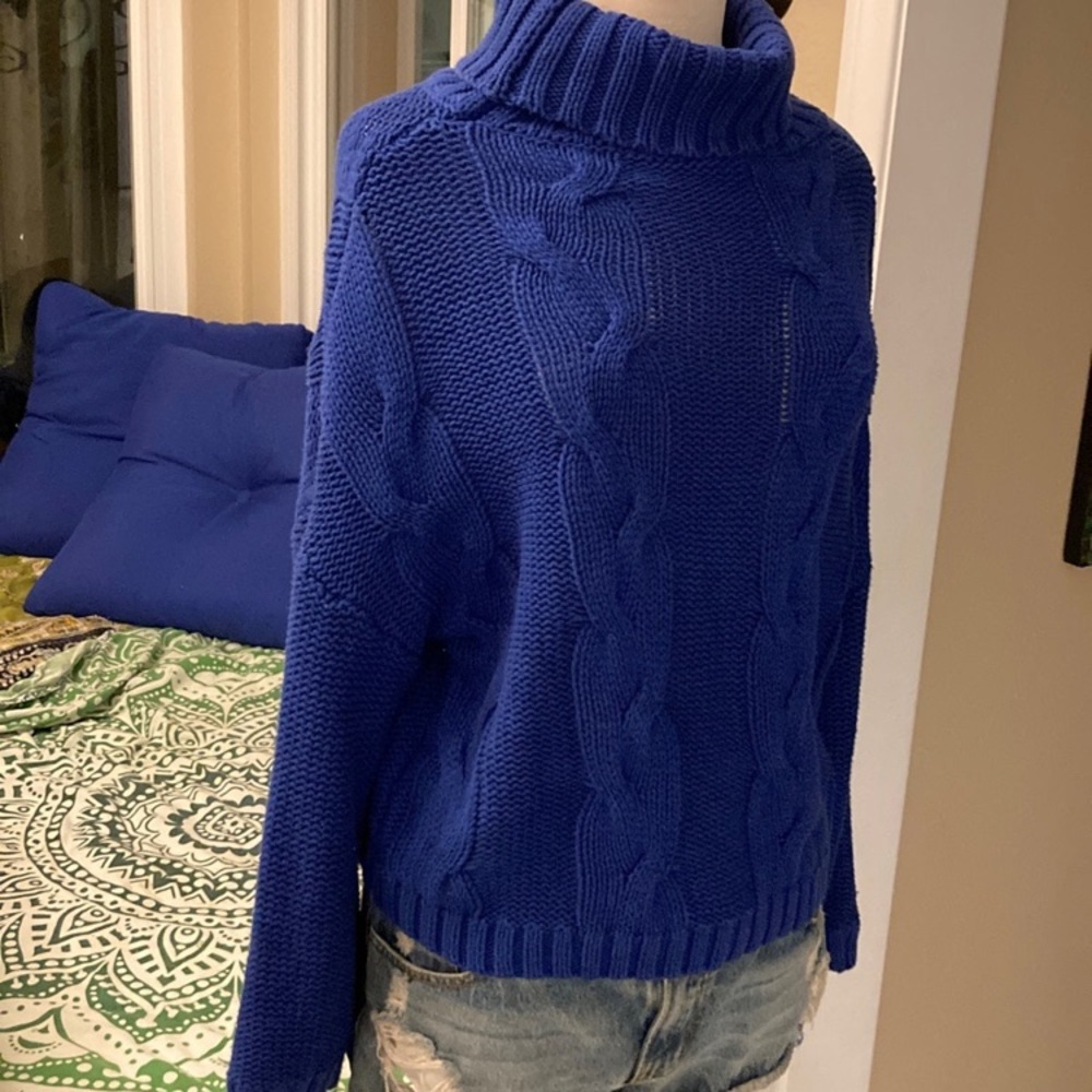 Thick knit cowlneck sweater royal blue